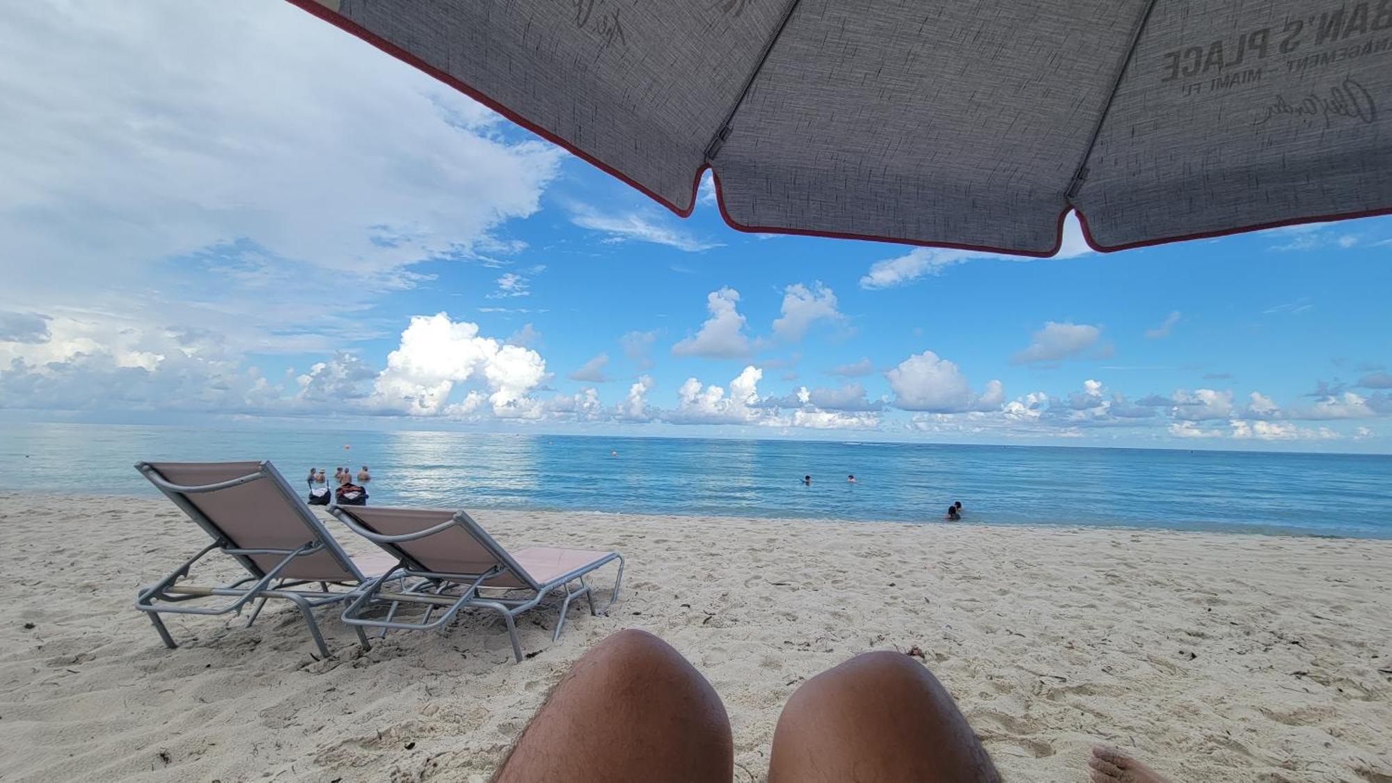 2 Bedroom 2 Bath Beachfront Condo On Miami Beach Millionaire Row Bagian luar foto